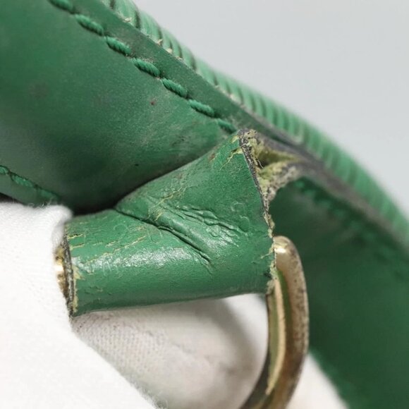 LOUIS VUITTON Epi Petit Noe Shoulder Bag Green LV Auth - Picture 14 of 16